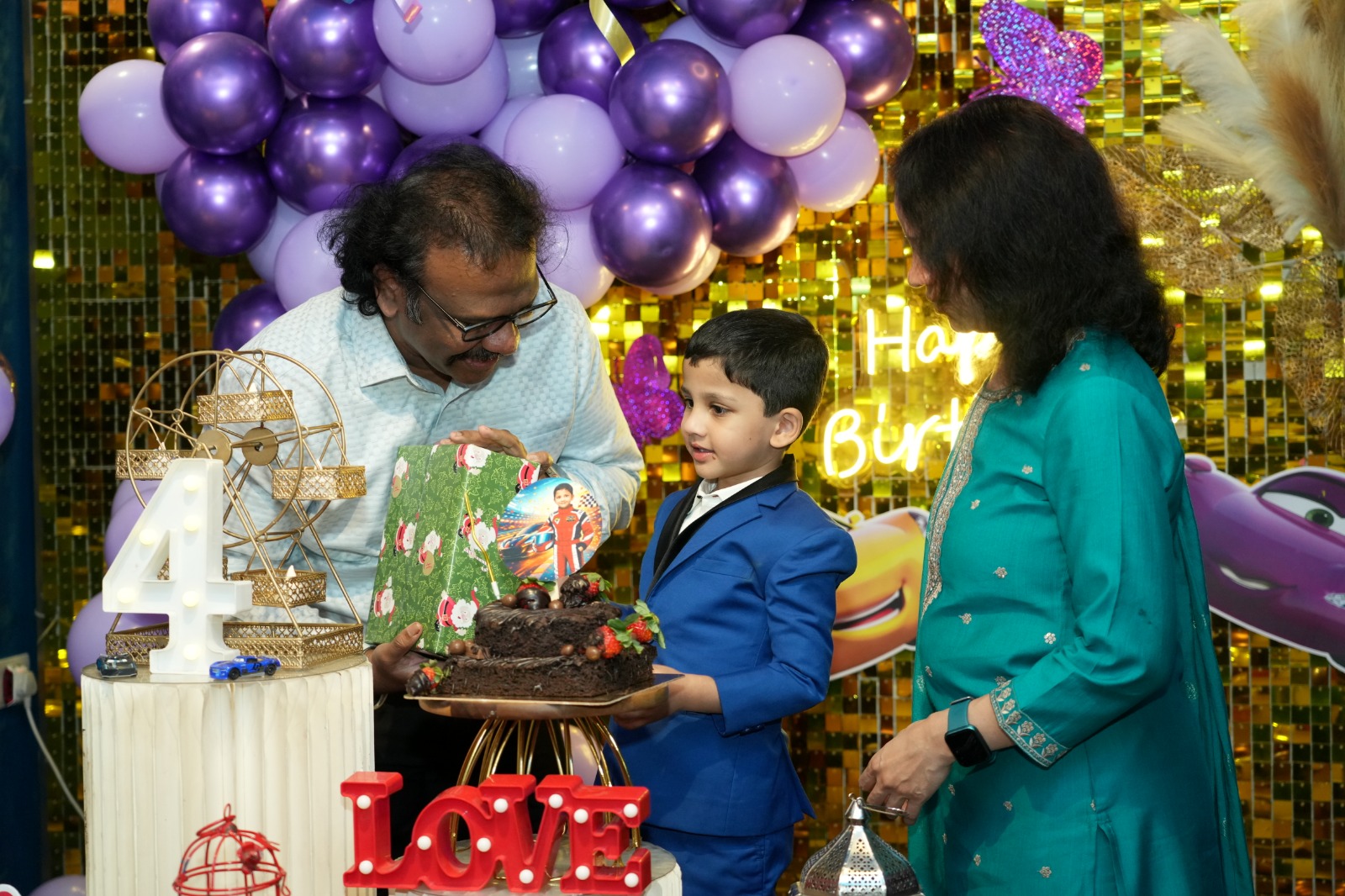 Cakes, Surprises & Gifting – Sweeten Every Moment